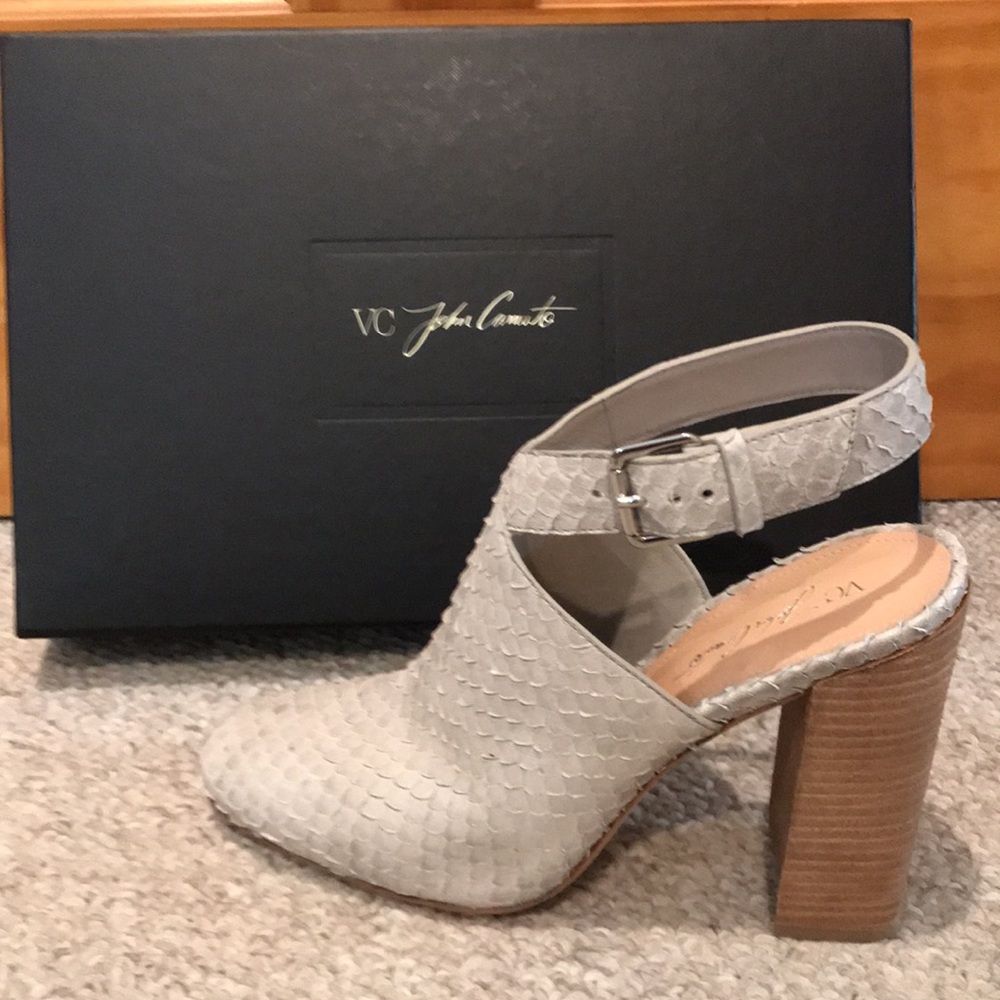 Vince Camuto VR-DAHNA Shoes